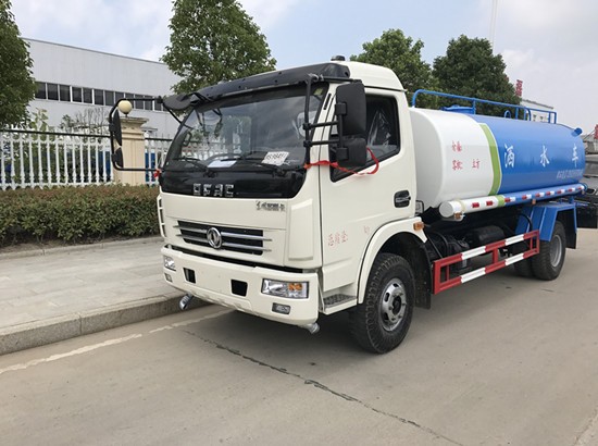 東風(fēng)多利卡灑水車︱9噸灑水車